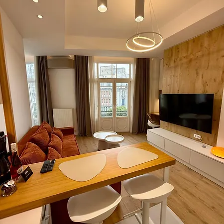 Apartman Again 2 Downtown Premium With Parking *